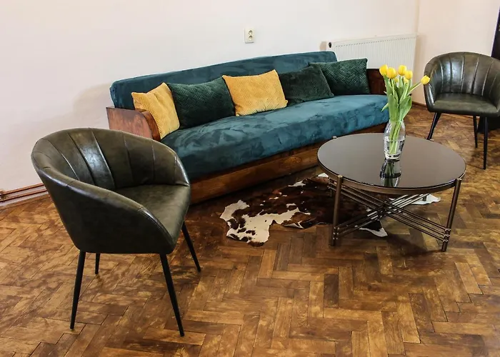 Roth\'S Apartment